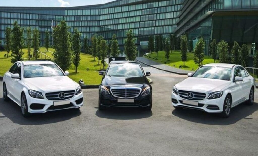 Lưu ý quan trọng khi sử dụng dịch vụ xe 4 chỗ đón tại ga quốc nội Tân Sơn Nhất