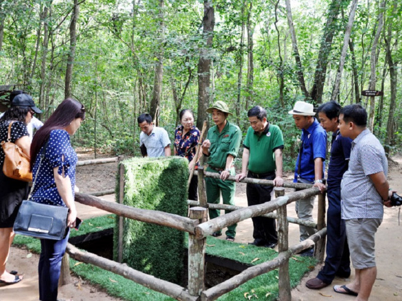Khám Phá Tour Củ Chi 1 Ngày Có Những Trải Nghiệm Gì Thu Hút?